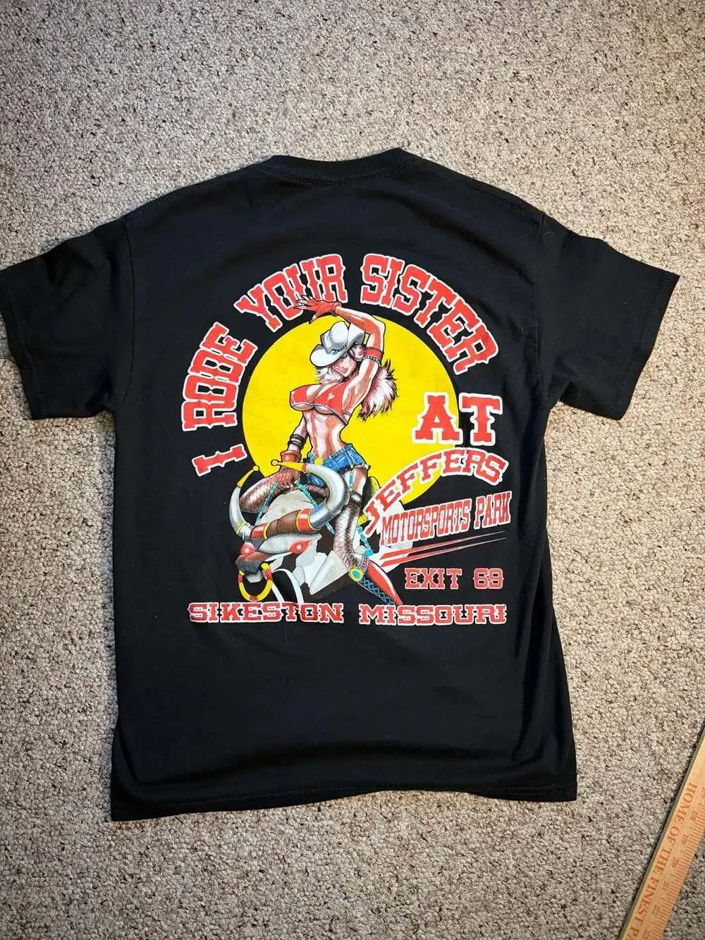 Jeffers Motorsports Park 'I Rode Your Sister' Mechanical Bull T-Shirt Size Small - Picture 2 of 6